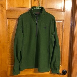 The North Face Men’s 1/4 Zip Pull Over Size Med-EUC